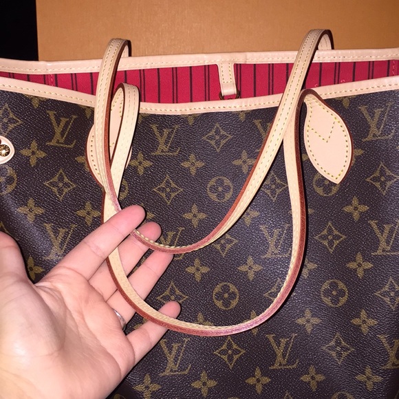 Louis Vuitton Neverfull - Picture 6 of 8